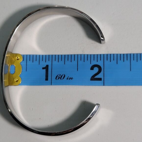 Daniel Wellington Silver And White Cuff Bracelet - Picture 4 of 6